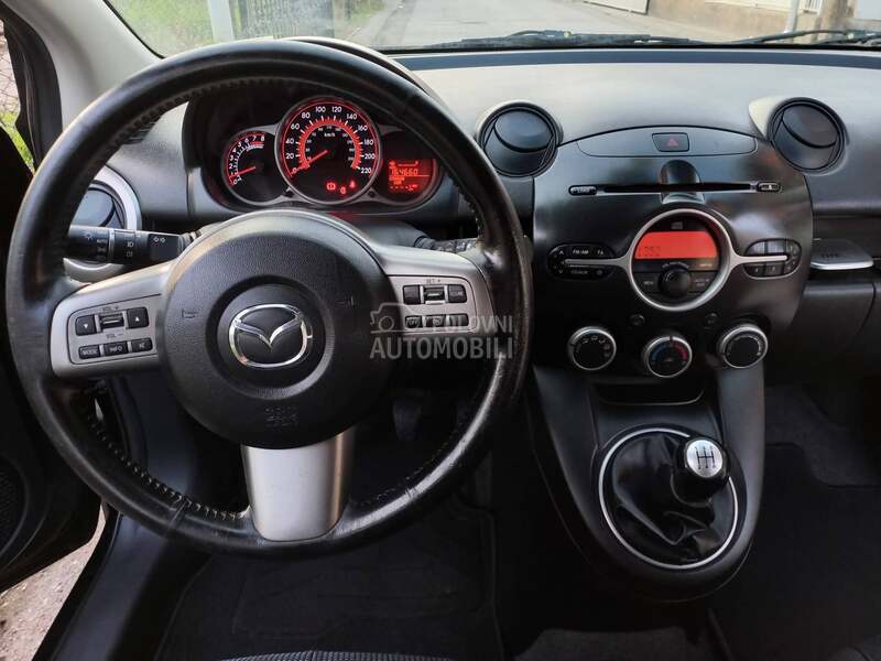 Mazda 2 1.5 NOVA CH