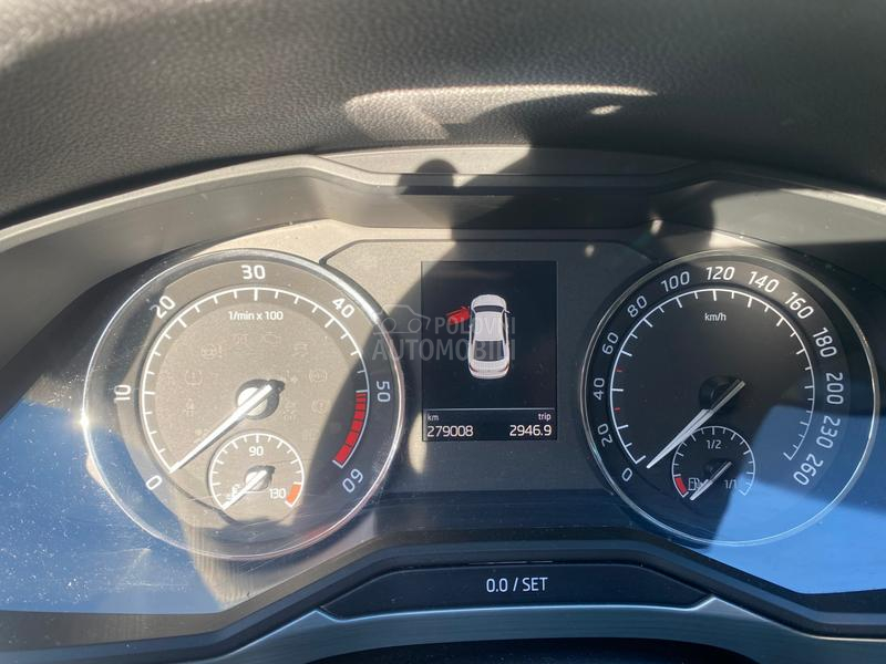 Škoda Superb 2.0 tdi Ambition