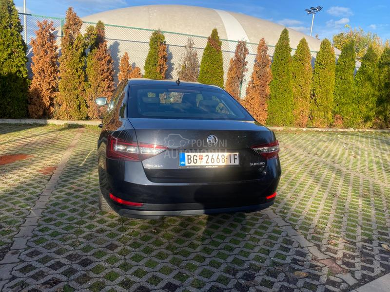 Škoda Superb 2.0 tdi Ambition