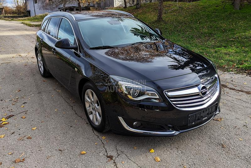 Opel Insignia 2.0 SPORTS TOURER
