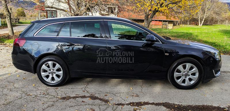 Opel Insignia 2.0 SPORTS TOURER