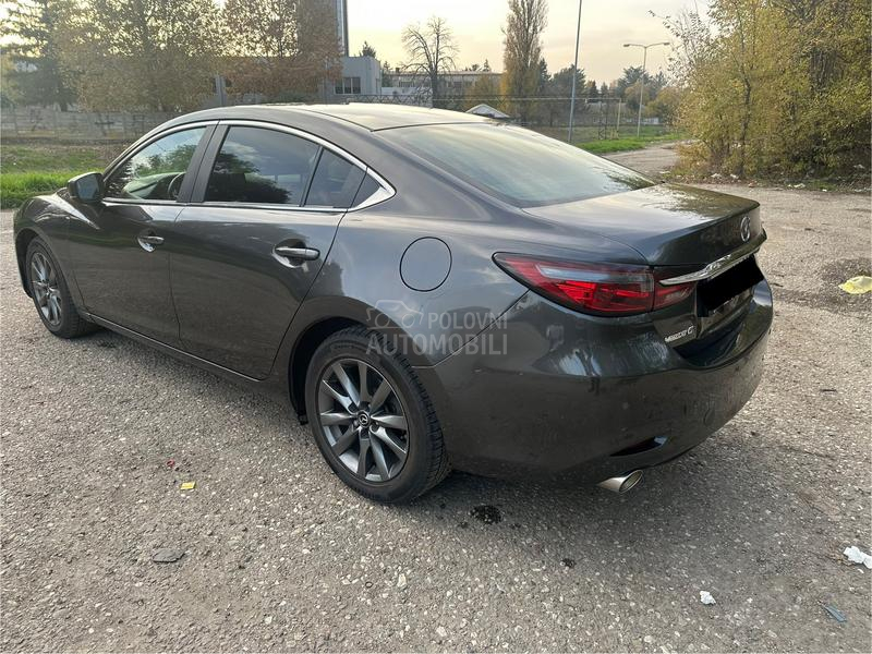 Mazda 6 