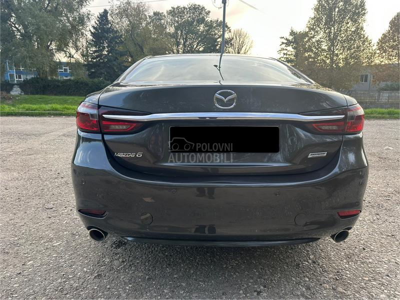Mazda 6 