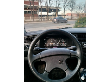 Volkswagen Golf 3 1.8