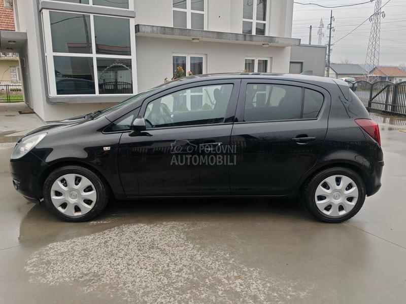 Opel Corsa D 1.2 CH