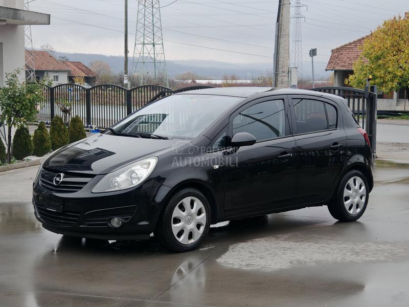 Opel Corsa D 1.2 CH