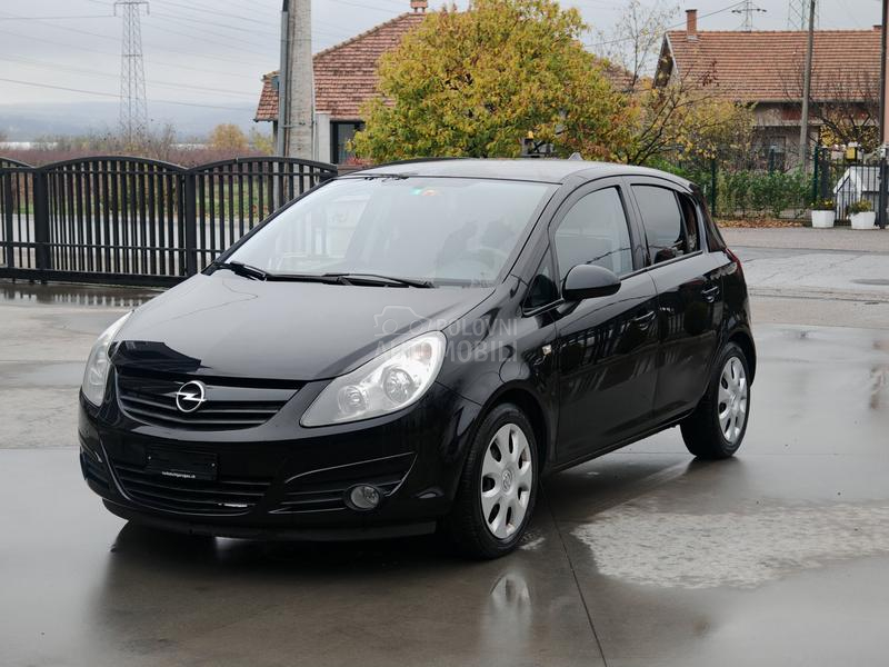 Opel Corsa D 1.2 CH