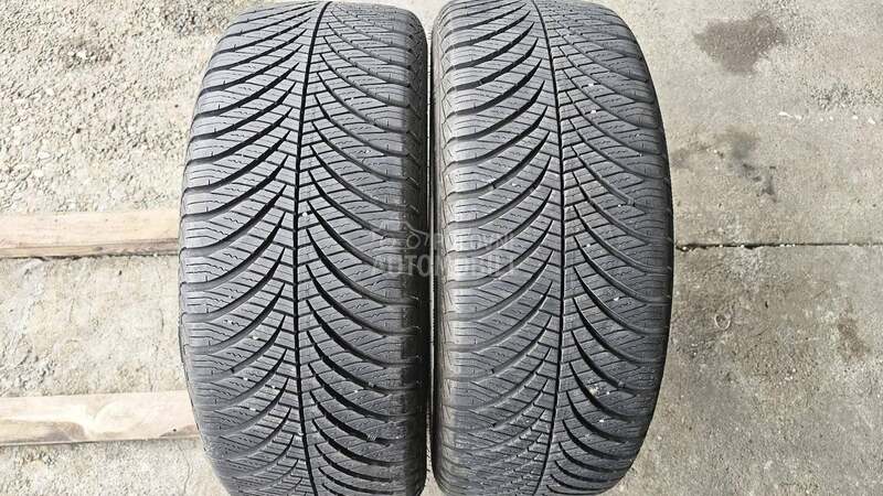 Goodyear 215/45 R17 Zimska