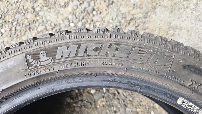 Michelin 215/45 R17 Zimska