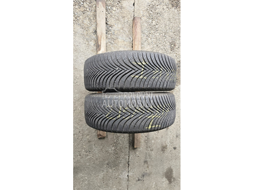 Michelin 215/45 R17 Zimska