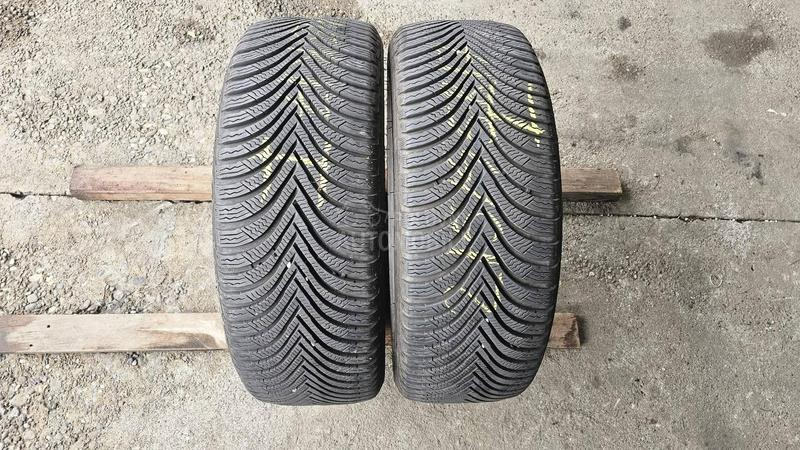 Michelin 215/45 R17 Zimska