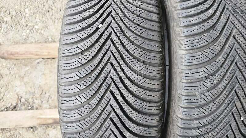 Michelin 215/45 R17 Zimska