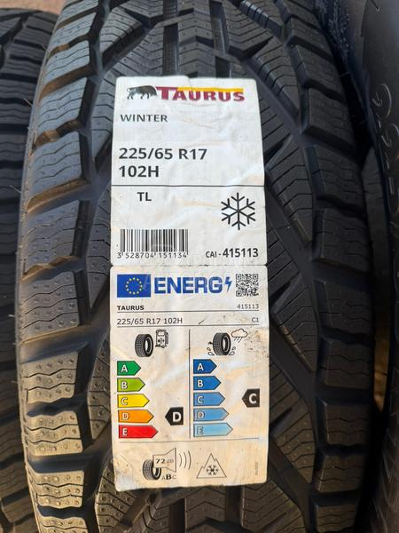 Taurus 225/65 R17 Zimska