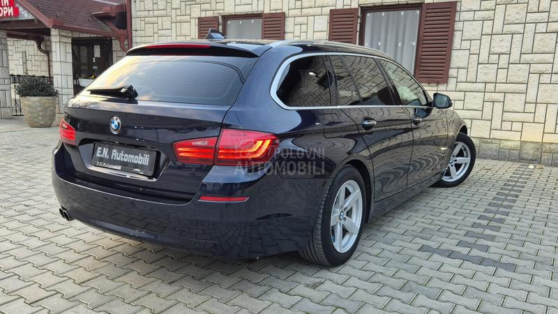 BMW 520 // X - Drive //