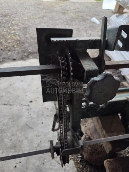 Nodet Pneumassem 5 redova