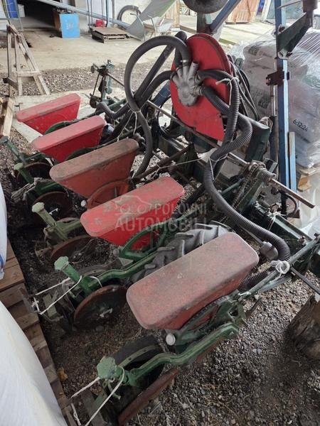 Nodet Pneumassem 5 redova