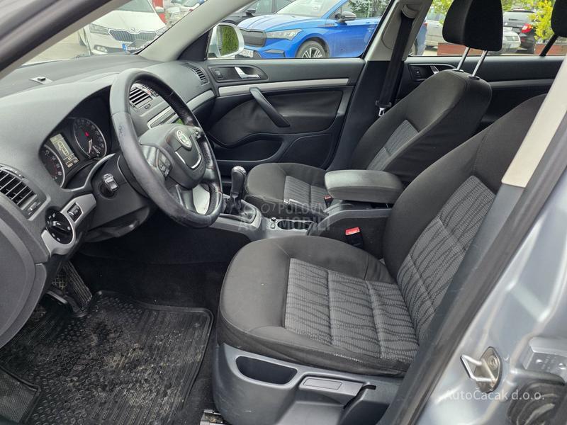 Škoda Octavia 1.6 TDI ELEGANCE