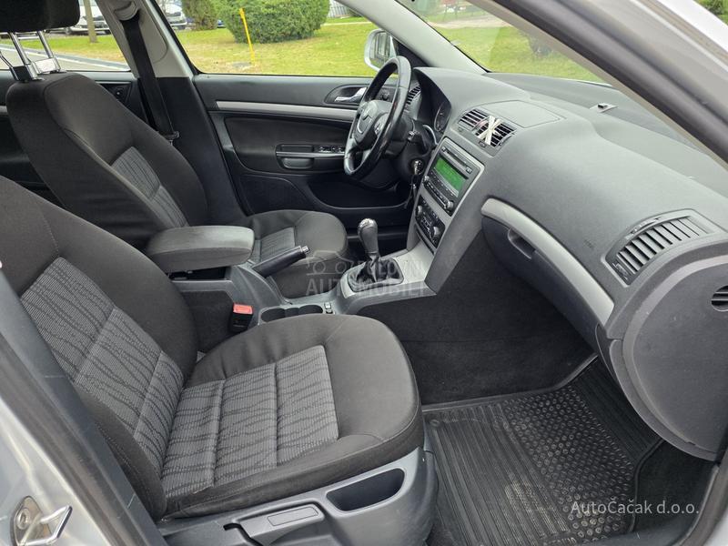 Škoda Octavia 1.6 TDI ELEGANCE