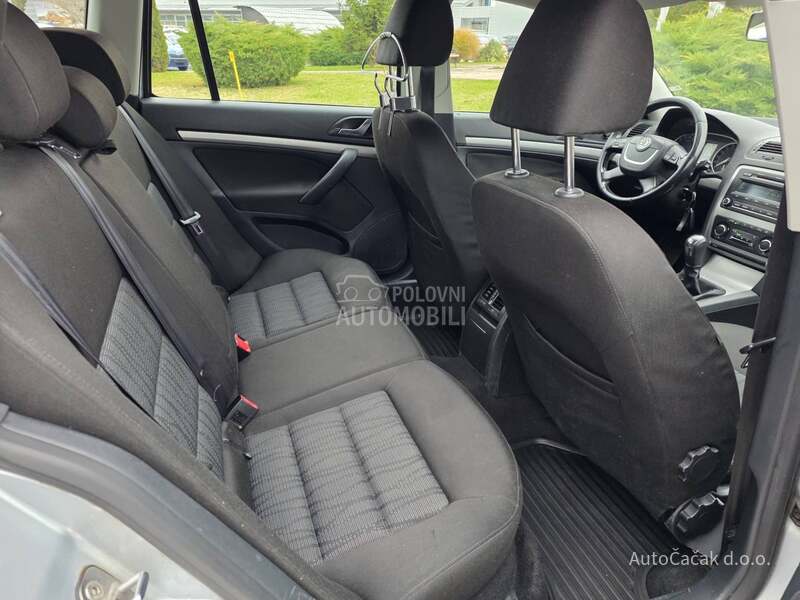 Škoda Octavia 1.6 TDI ELEGANCE