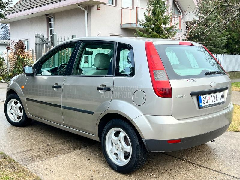 Ford Fiesta 1.3b