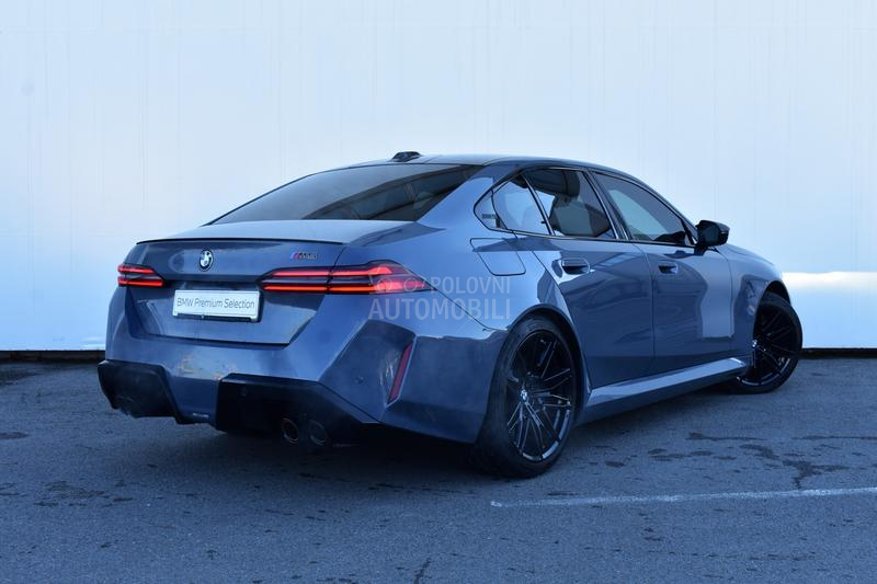 BMW M5 