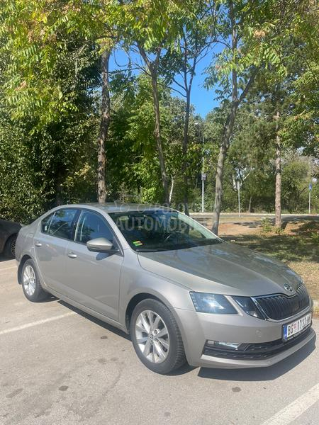 Škoda Octavia 1.2 TSI A7
