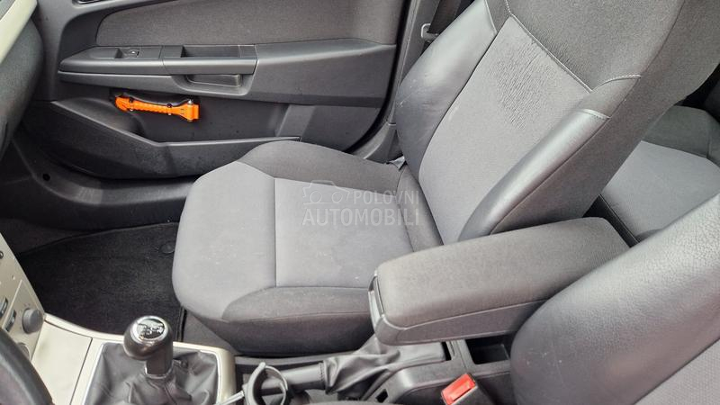 Opel Astra H 1.7 cdti