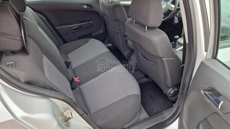 Opel Astra H 1.7 cdti