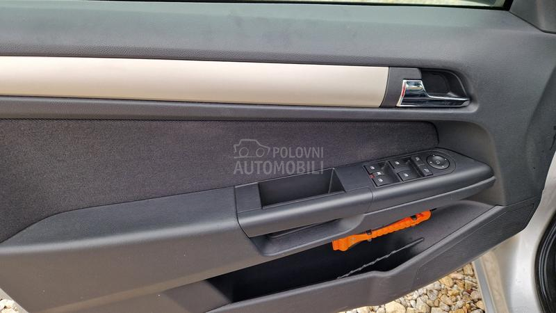 Opel Astra H 1.7 cdti