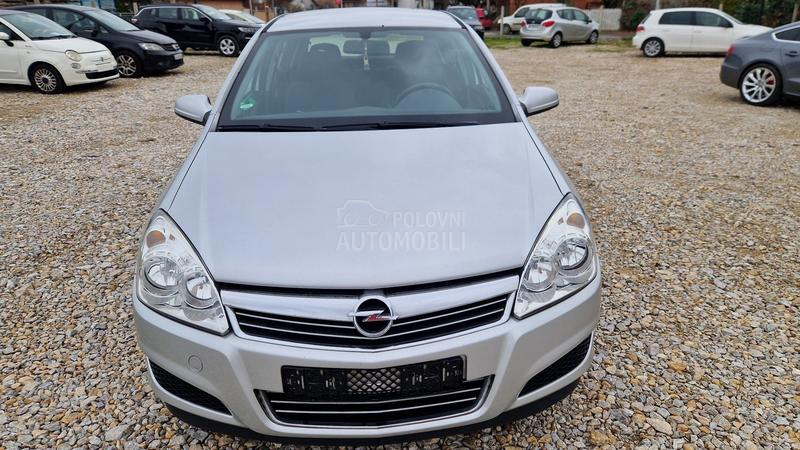 Opel Astra H 1.7 cdti