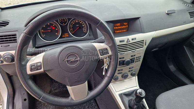 Opel Astra H 1.7 cdti