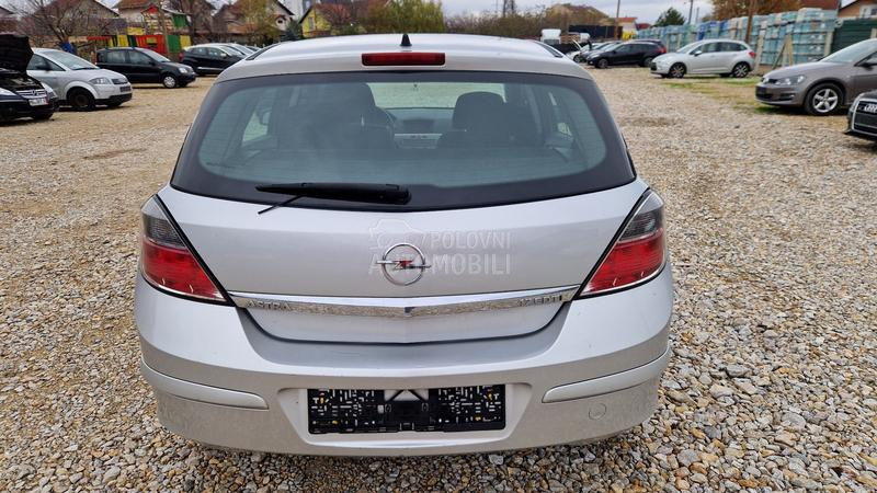 Opel Astra H 1.7 cdti