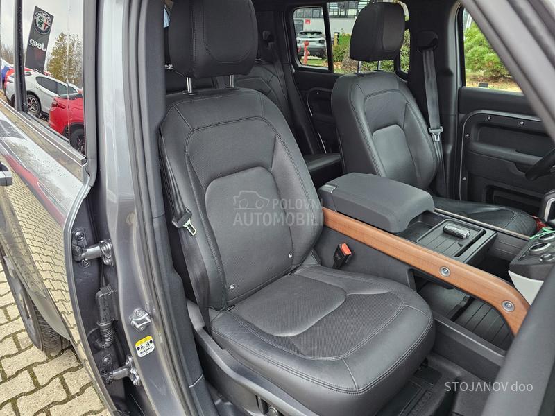 Land Rover Defender SE