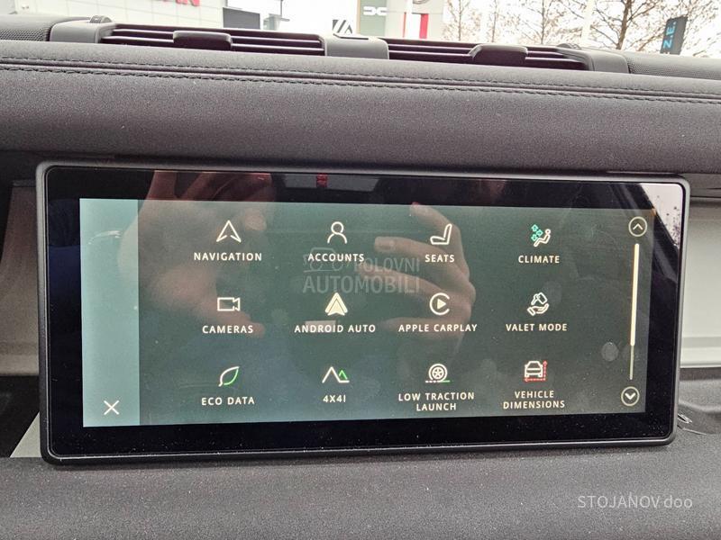 Land Rover Defender SE