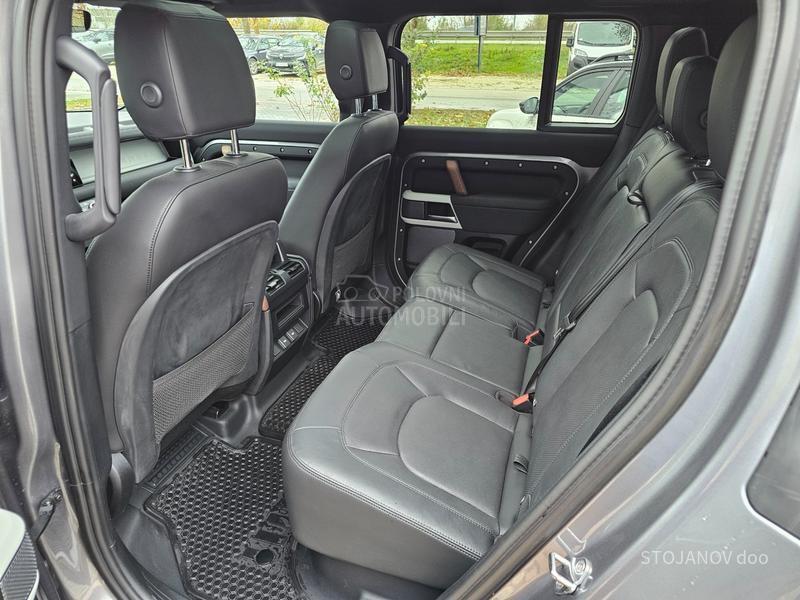 Land Rover Defender SE