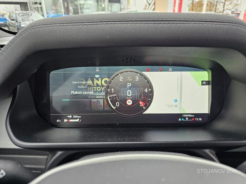 Land Rover Defender SE