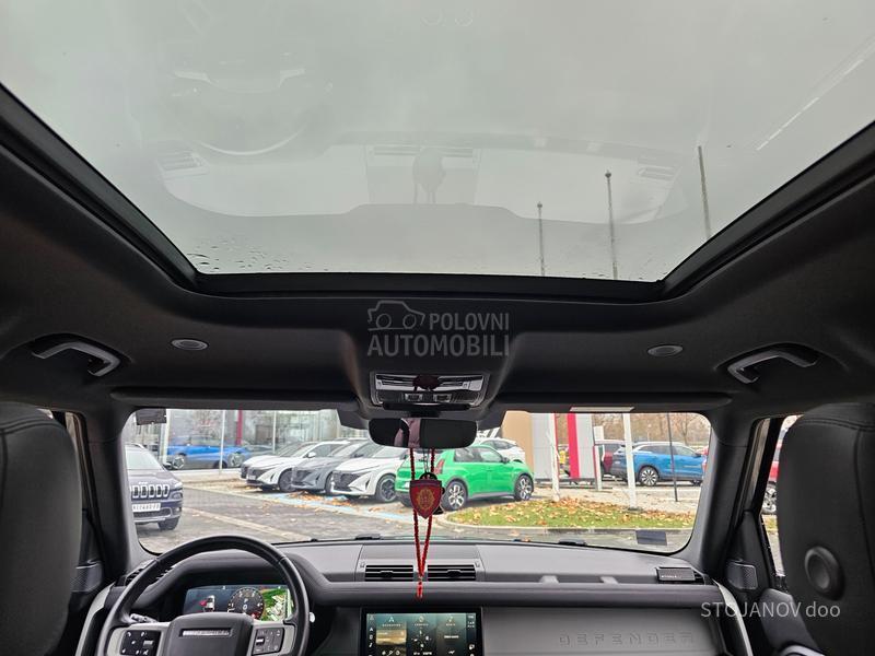 Land Rover Defender SE