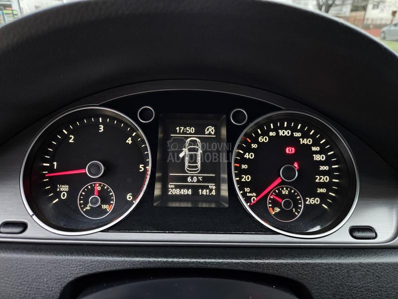 Volkswagen Passat B7 1.6 TDI HIGHLINE