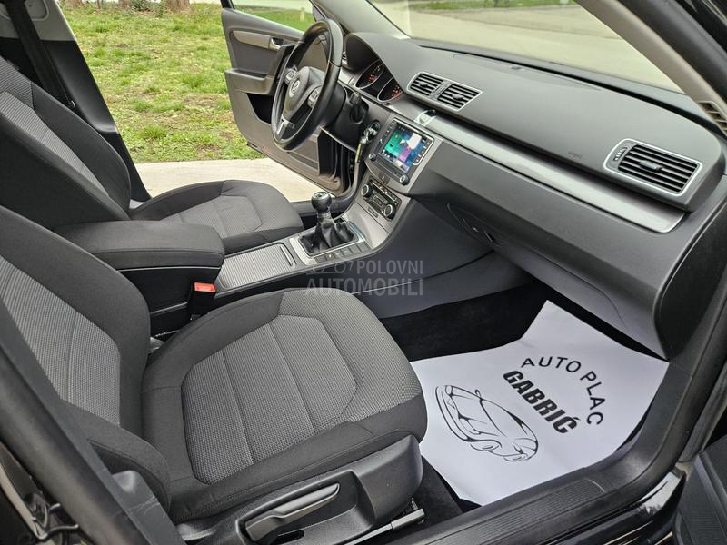Volkswagen Passat B7 1.6 TDI HIGHLINE