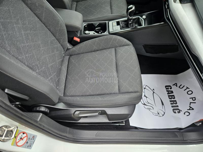 Volkswagen Golf 8 2.0 TDI HIGHLINE