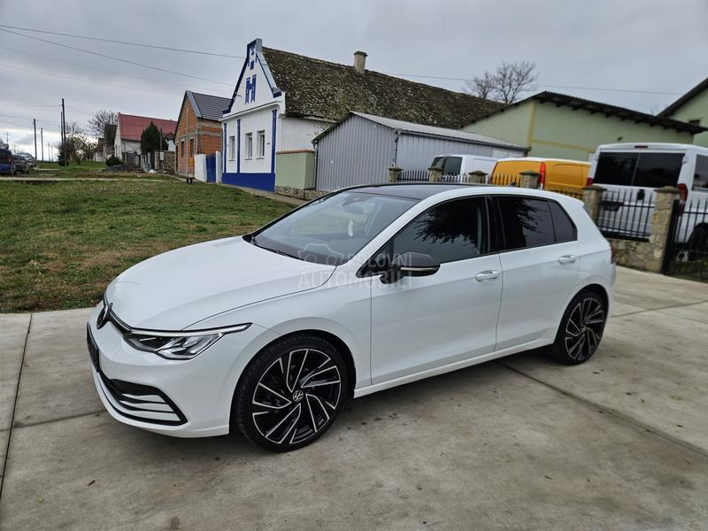 Volkswagen Golf 8 2.0 TDI HIGHLINE
