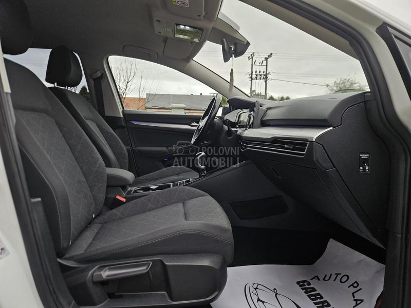 Volkswagen Golf 8 2.0 TDI HIGHLINE