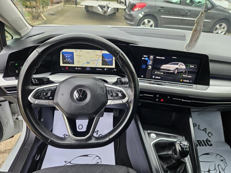 Volkswagen Golf 8 2.0 TDI HIGHLINE
