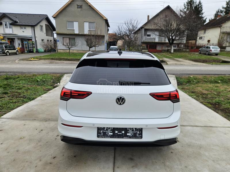Volkswagen Golf 8 2.0 TDI HIGHLINE