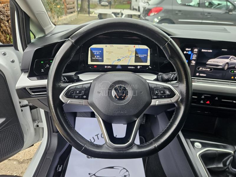 Volkswagen Golf 8 2.0 TDI HIGHLINE