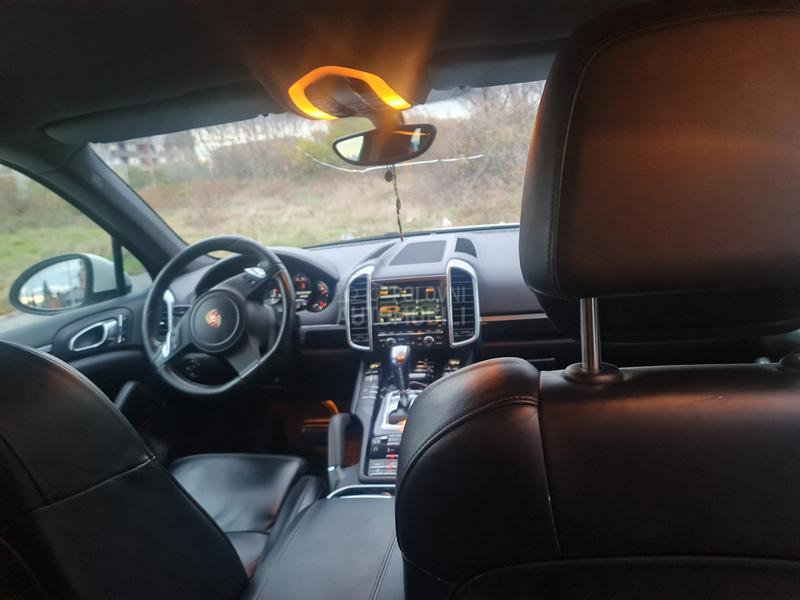 Porsche Cayenne 