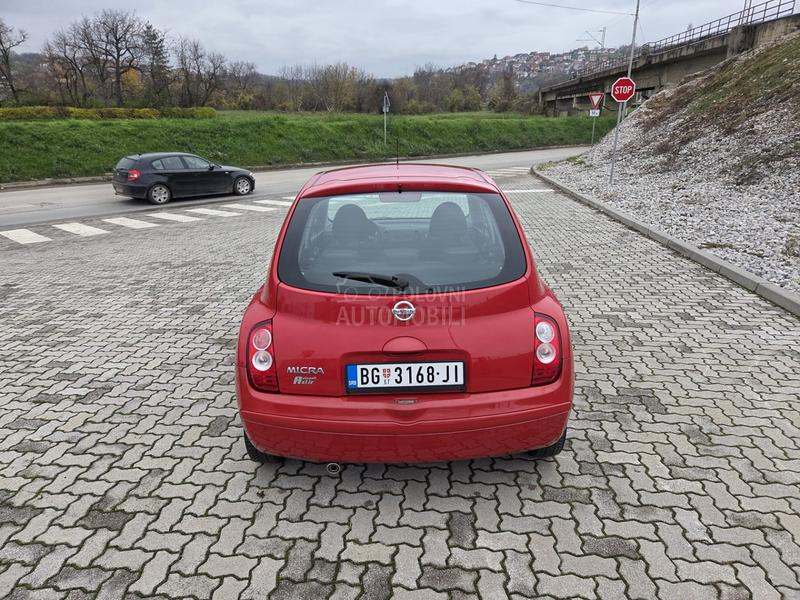 Nissan Micra 