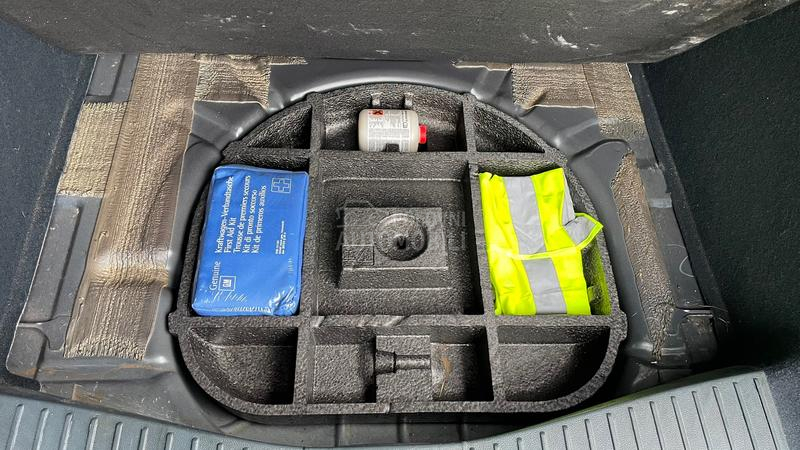 Ford C-Max ICONIC 1,6 D