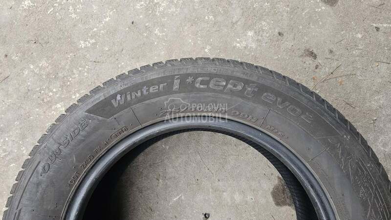 Hankook 215/60 R16 Zimska