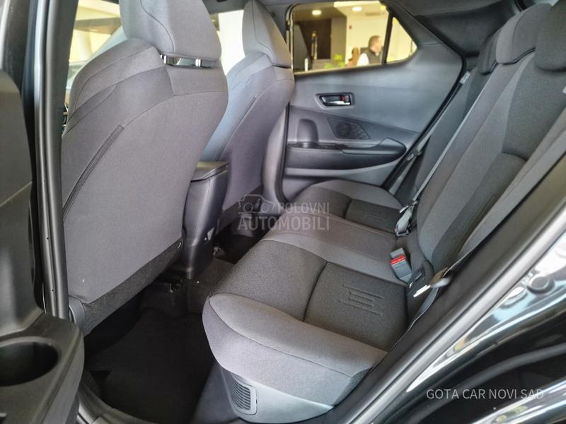 Toyota C-HR 1.8 HEV CVT C-OOL